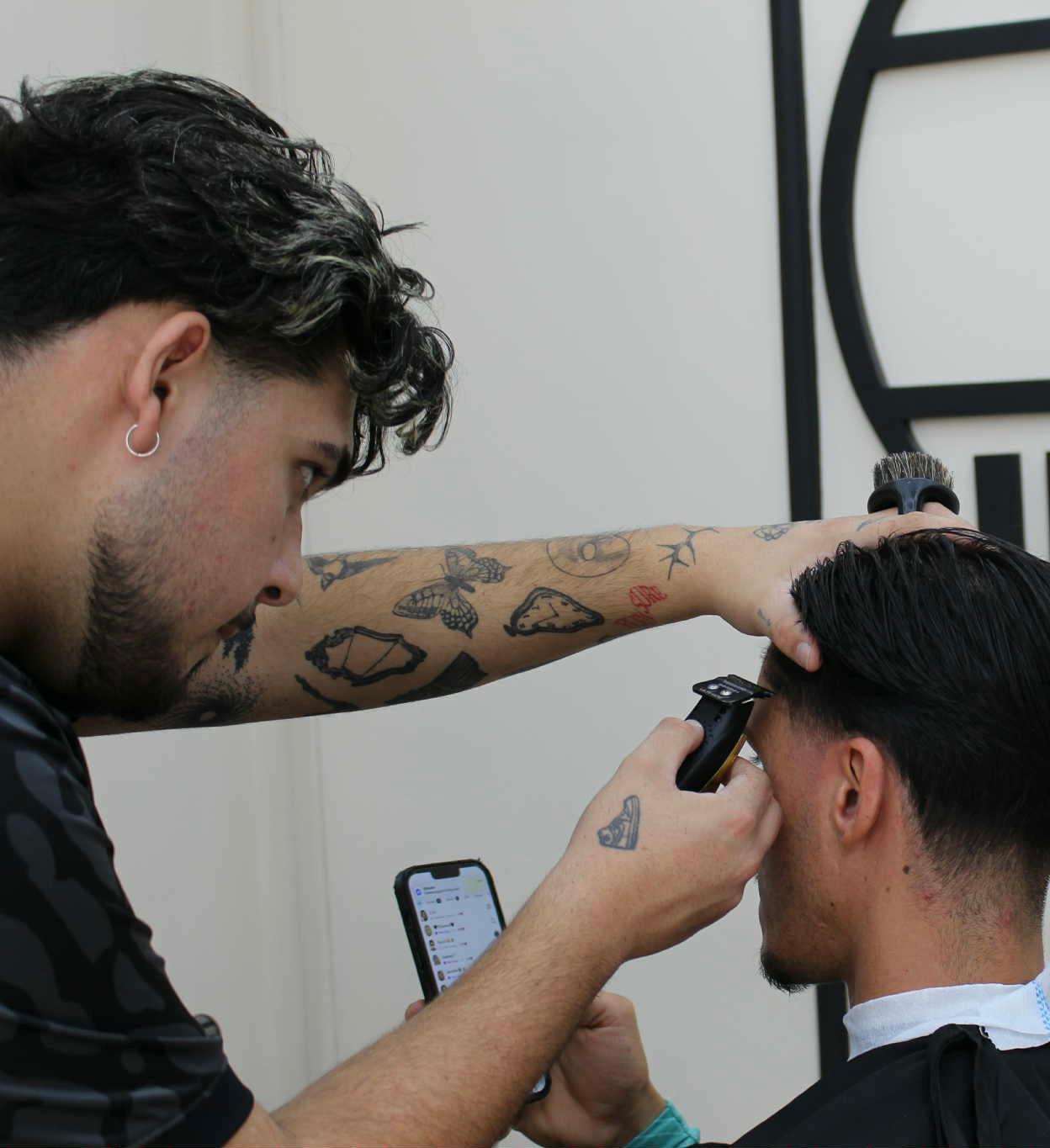 Aron, barber la D Barbershop Carei